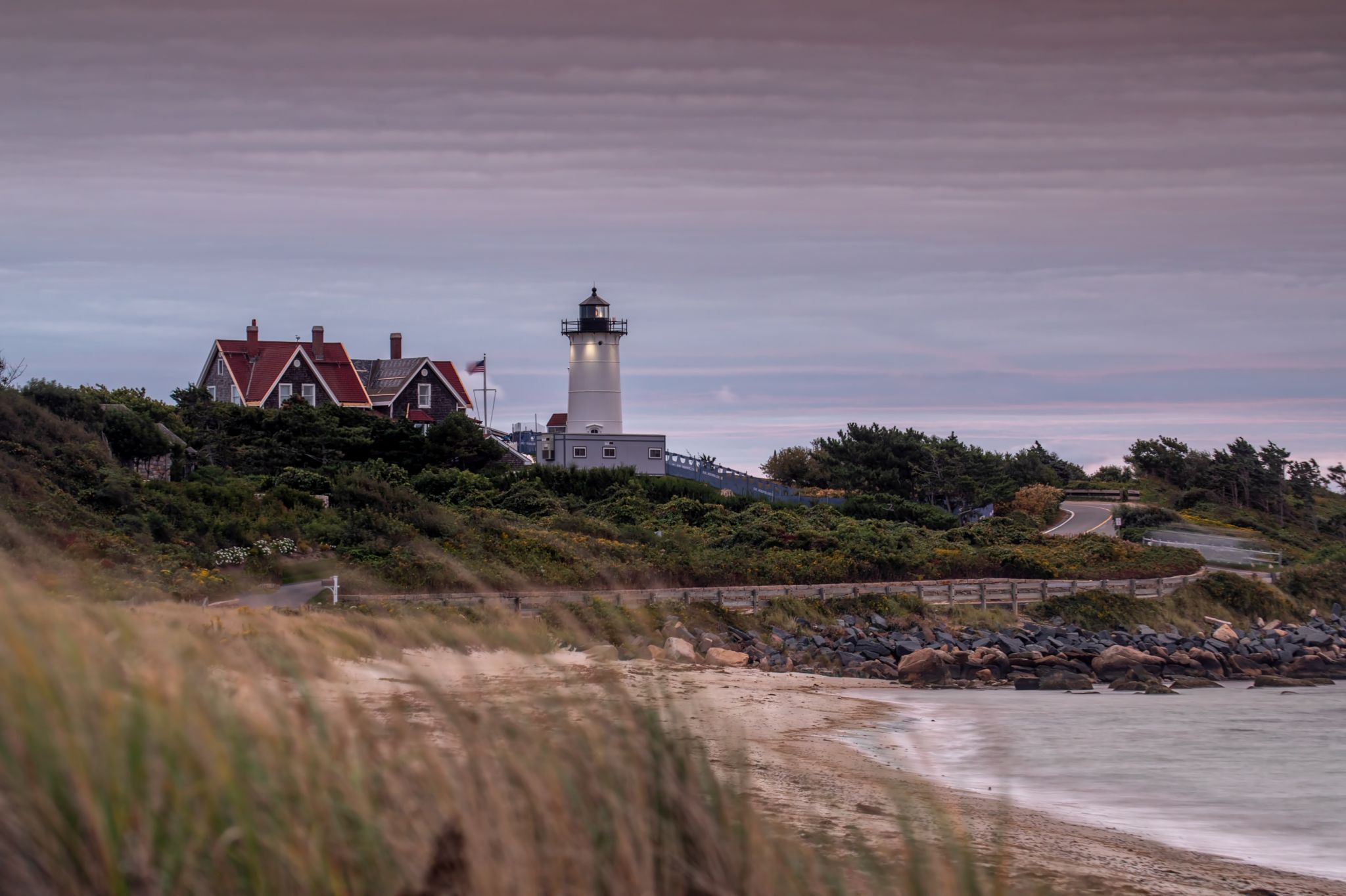 nobska-lighthouse-sunrise-falmouth-cape-code-usa