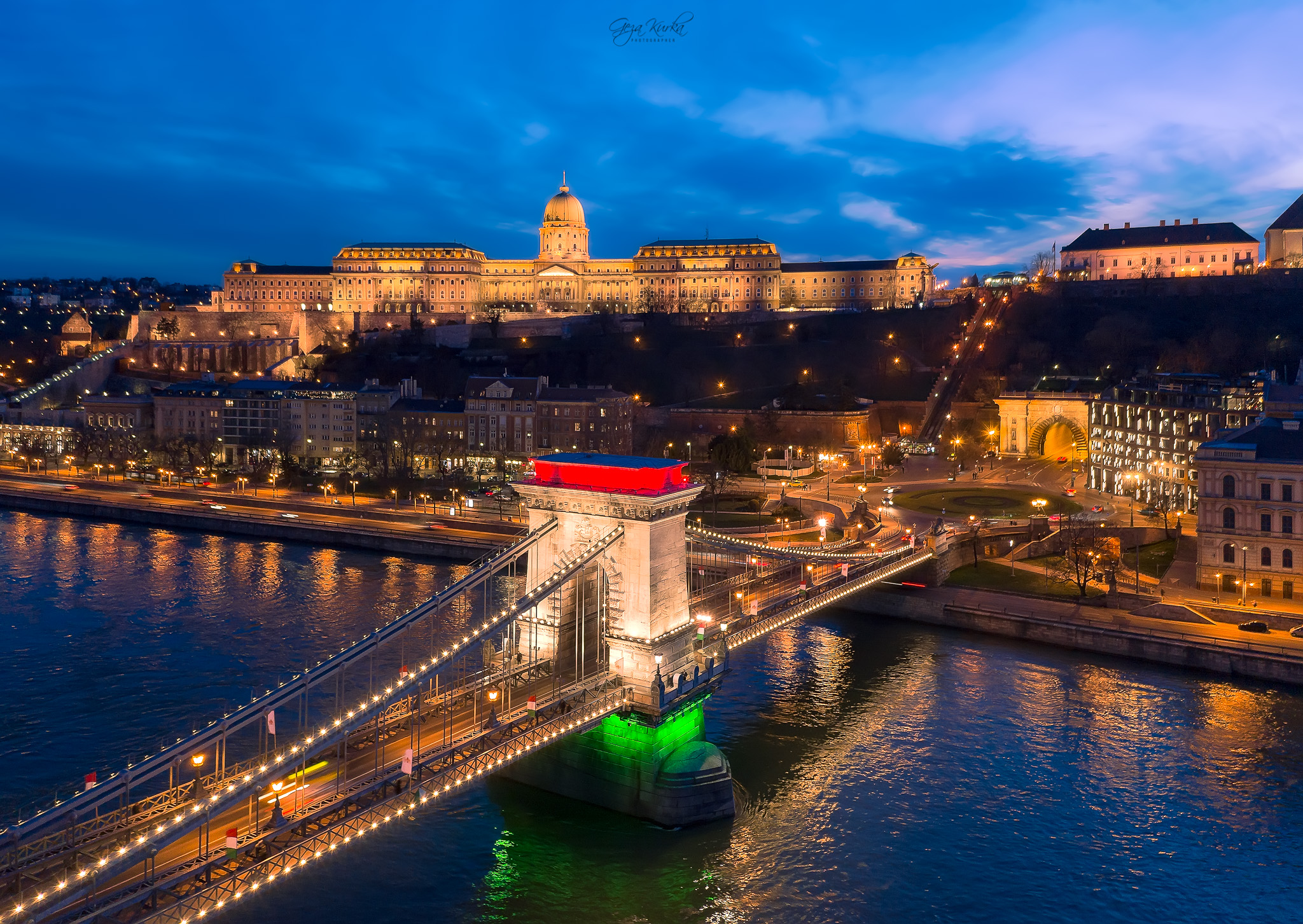 Top 3 Photo Spots at Szechenyi Lanchid in 2022