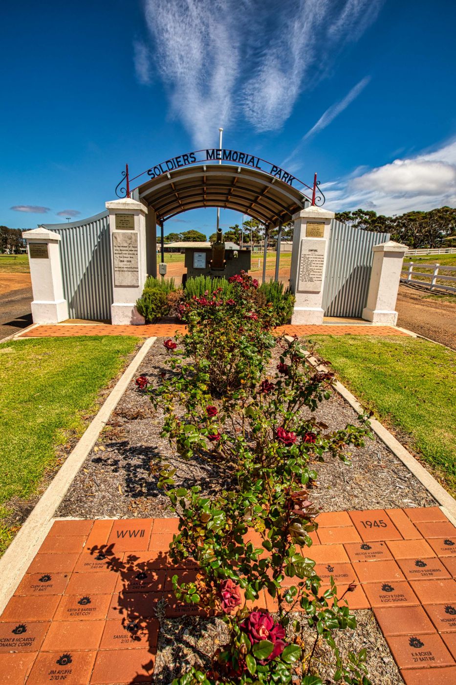 top-4-photo-spots-at-kingscote-in-2022