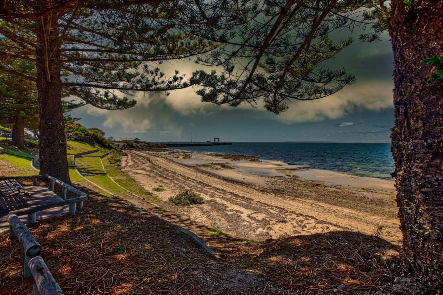 top-4-photo-spots-at-kingscote-in-2022