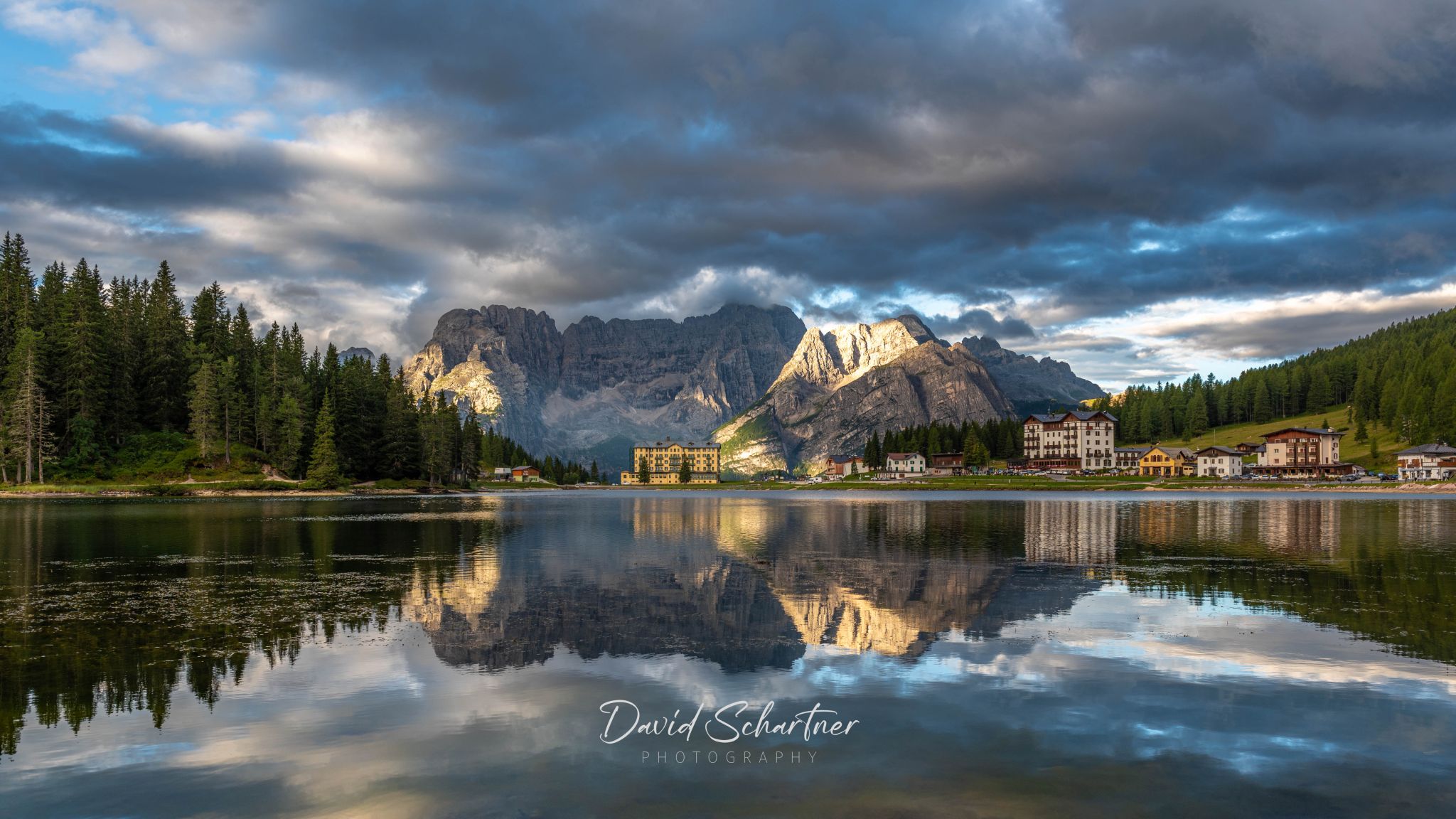 top-8-photo-spots-at-lake-misurina-in-2022